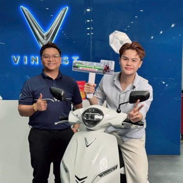 mua vinfast feliz 2025